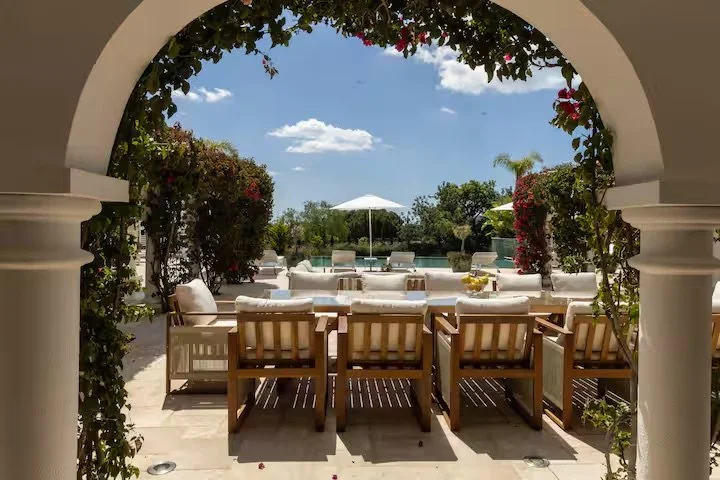 Portugal coastal villa and retreat setting
